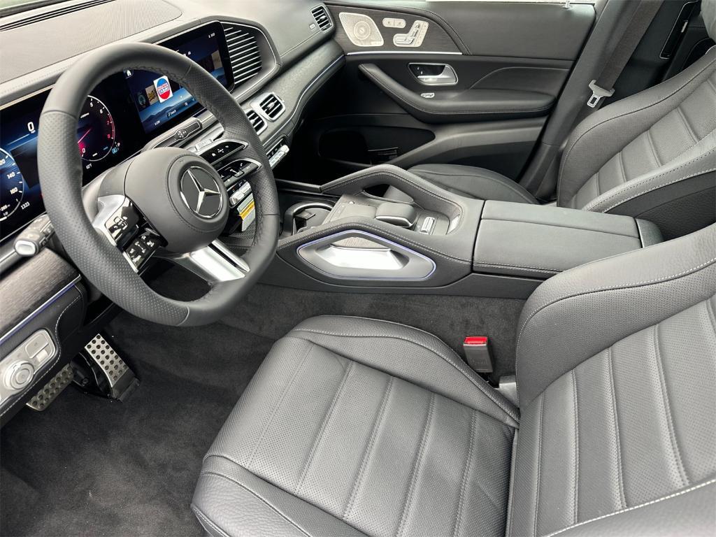 new 2025 Mercedes-Benz GLS 580 car, priced at $129,410