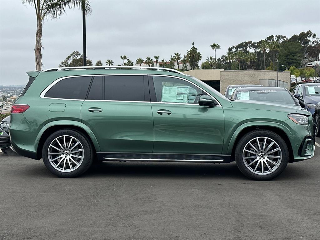 new 2025 Mercedes-Benz GLS 580 car, priced at $129,410