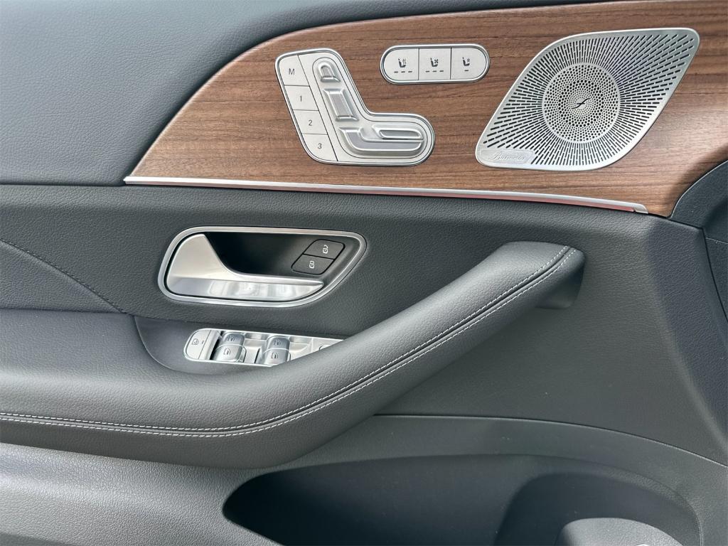 new 2026 Mercedes-Benz GLE 350 car, priced at $80,620