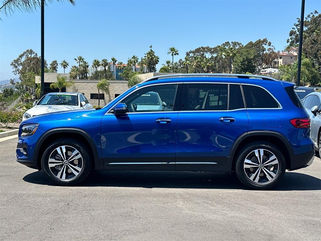 new 2025 Mercedes-Benz GLB 250 car, priced at $50,620