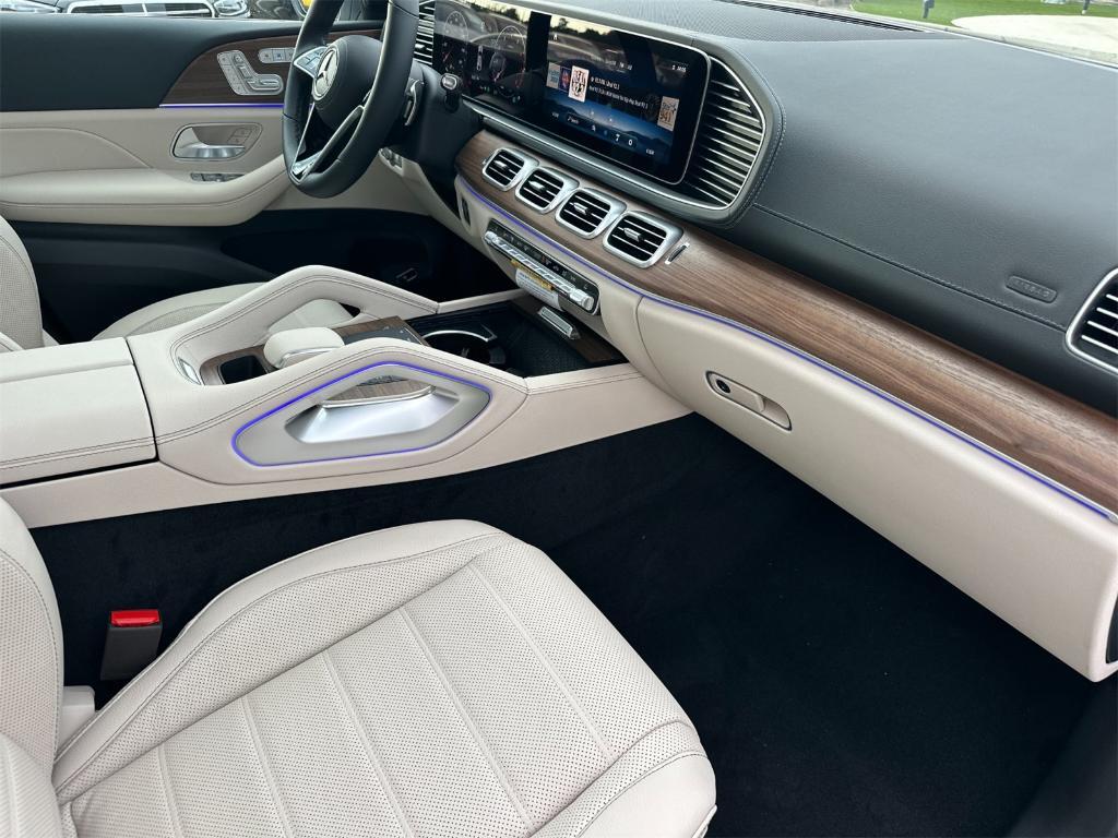 new 2026 Mercedes-Benz GLE 450 car, priced at $88,985