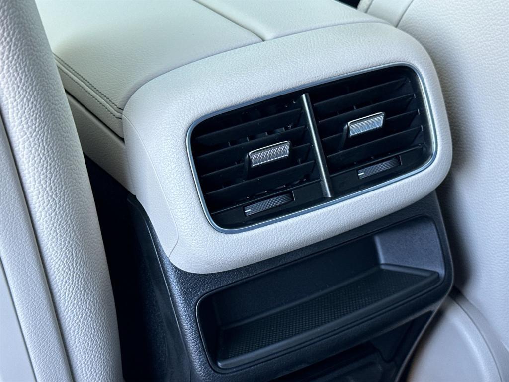 new 2026 Mercedes-Benz GLE 580 car, priced at $91,615