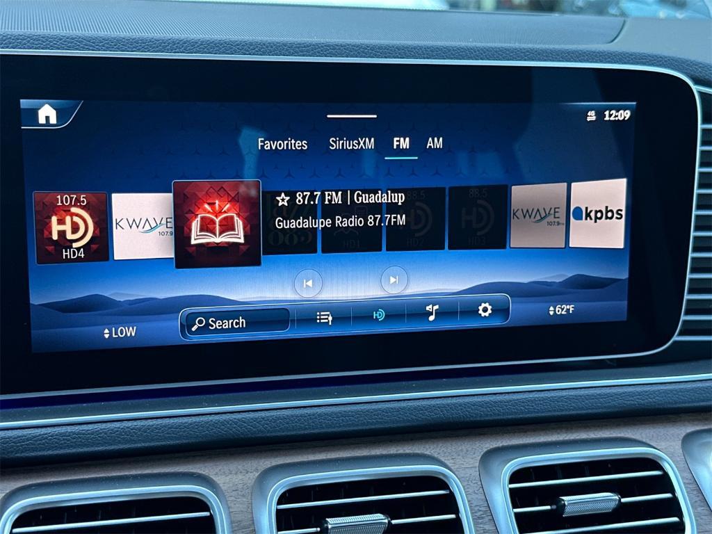 new 2026 Mercedes-Benz GLE 580 car, priced at $91,615