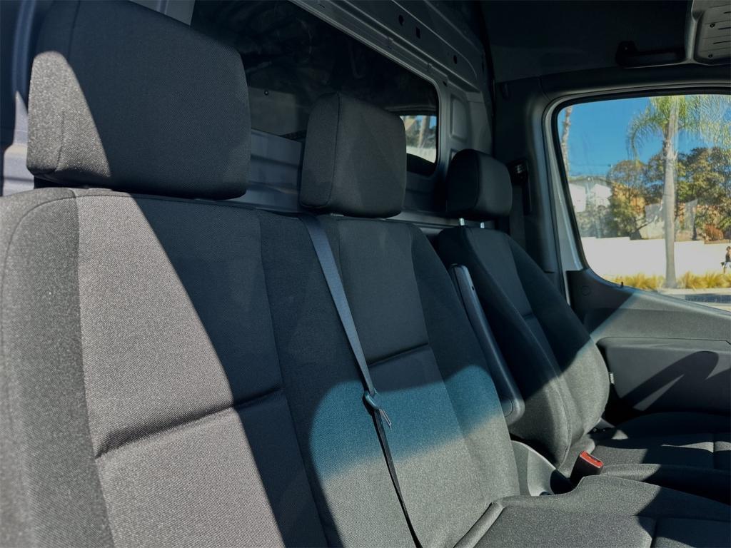 new 2025 Mercedes-Benz Sprinter 2500 car, priced at $69,302
