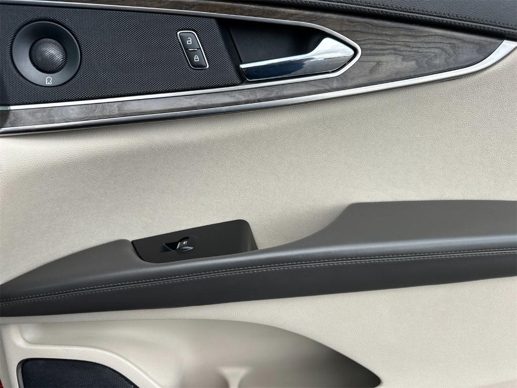 used 2020 Lincoln Nautilus car, priced at $19,397