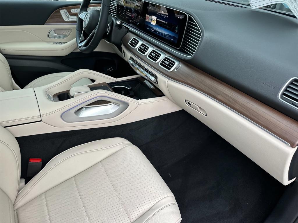 new 2026 Mercedes-Benz GLE 350 car, priced at $75,900