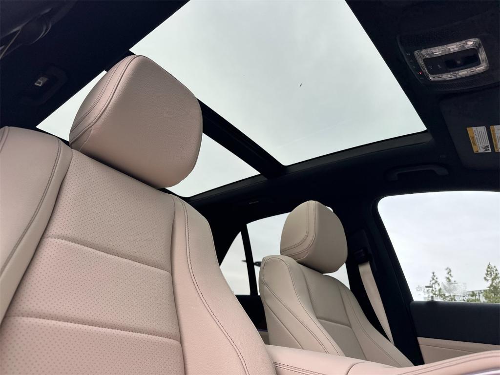 new 2026 Mercedes-Benz GLE 350 car, priced at $75,900