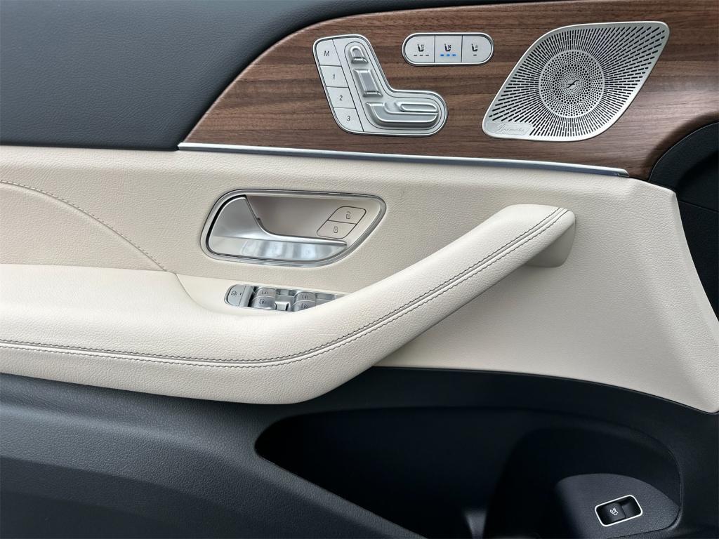 new 2026 Mercedes-Benz GLE 350 car, priced at $75,900