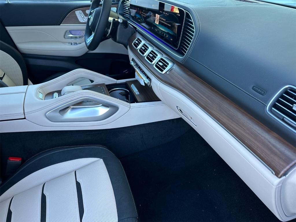 new 2026 Mercedes-Benz AMG GLE 53 car, priced at $107,205