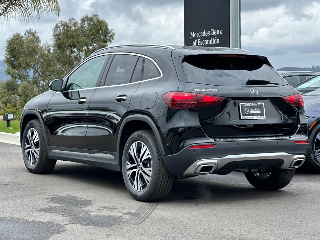 new 2025 Mercedes-Benz GLA 250 car, priced at $45,845