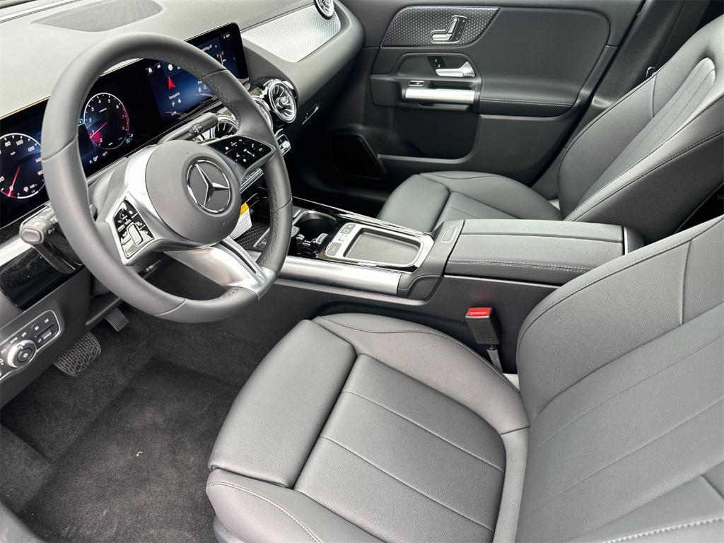 new 2025 Mercedes-Benz GLA 250 car, priced at $45,845