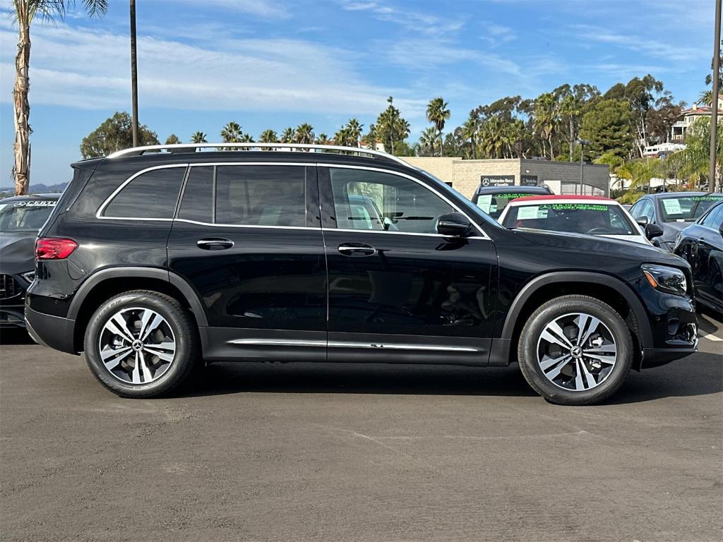 new 2025 Mercedes-Benz GLB 250 car, priced at $49,870