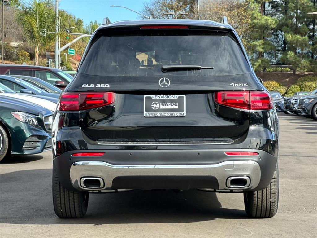 new 2025 Mercedes-Benz GLB 250 car, priced at $49,870