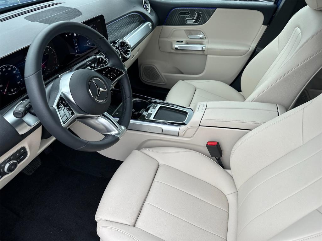 new 2025 Mercedes-Benz GLB 250 car, priced at $50,620