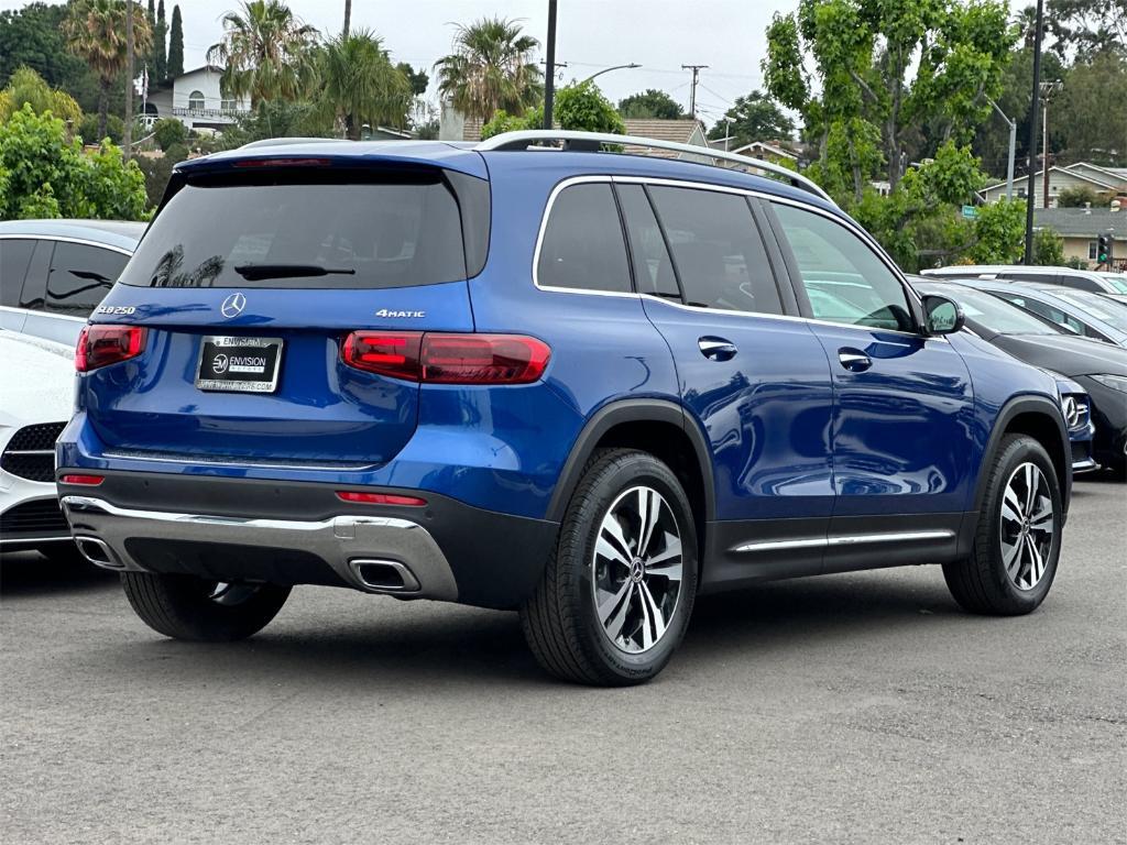 new 2025 Mercedes-Benz GLB 250 car, priced at $52,120