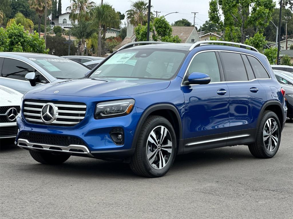 new 2025 Mercedes-Benz GLB 250 car, priced at $52,120