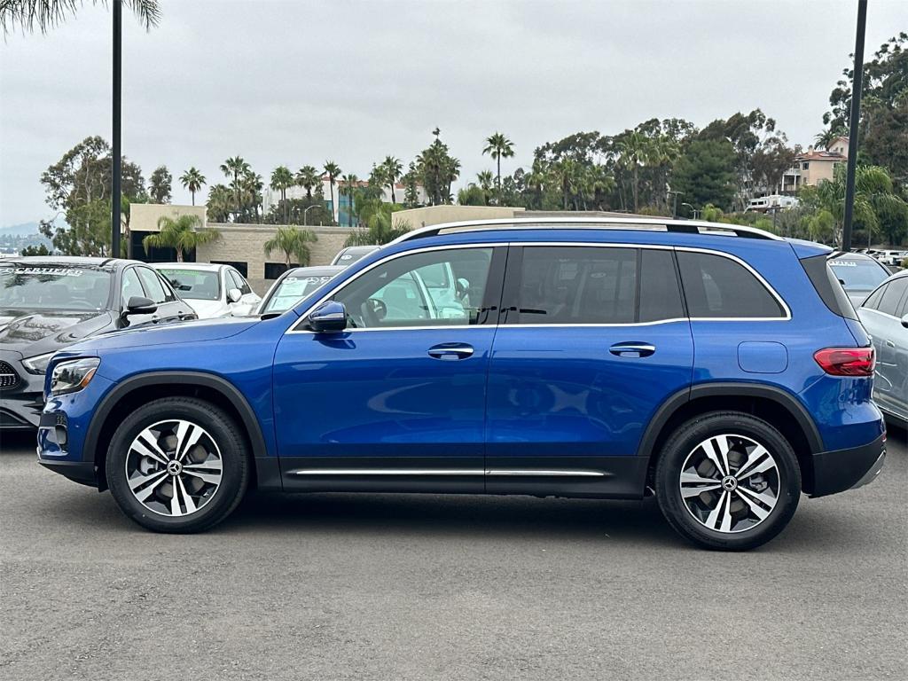 new 2025 Mercedes-Benz GLB 250 car, priced at $52,120
