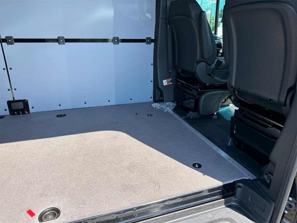 new 2025 Mercedes-Benz Sprinter 2500 car, priced at $86,140