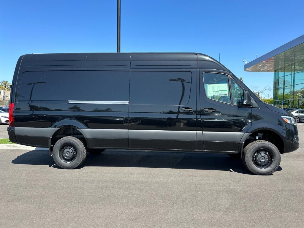 new 2025 Mercedes-Benz Sprinter 2500 car, priced at $86,140