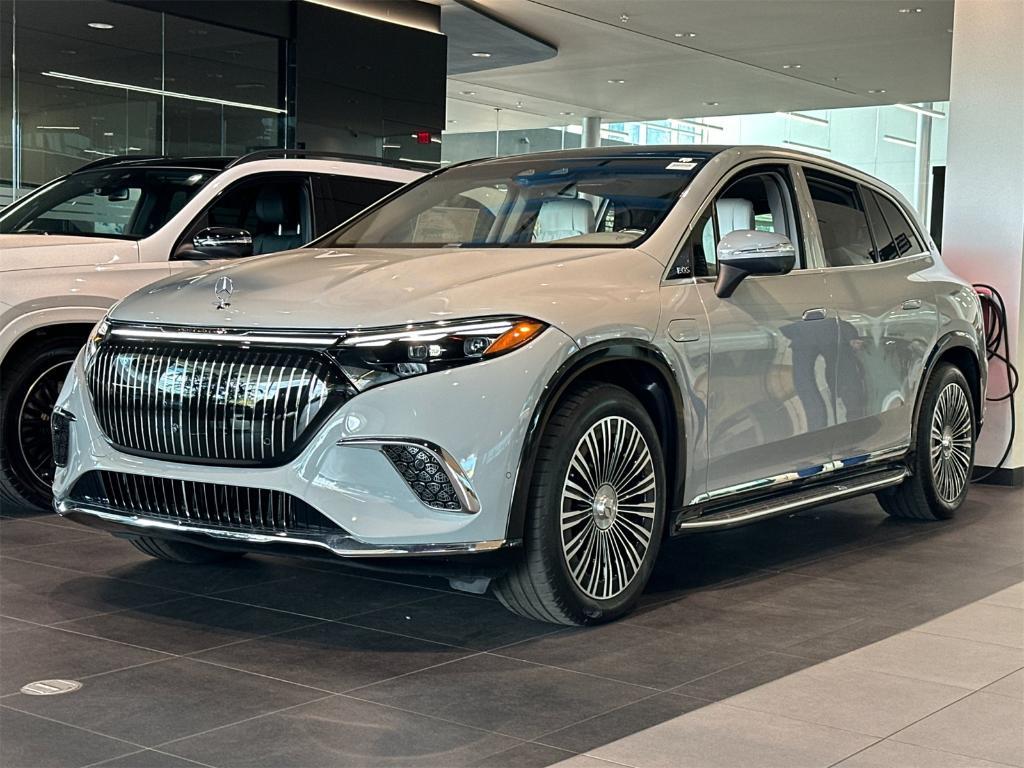 new 2025 Mercedes-Benz Maybach EQS 680 car, priced at $205,350