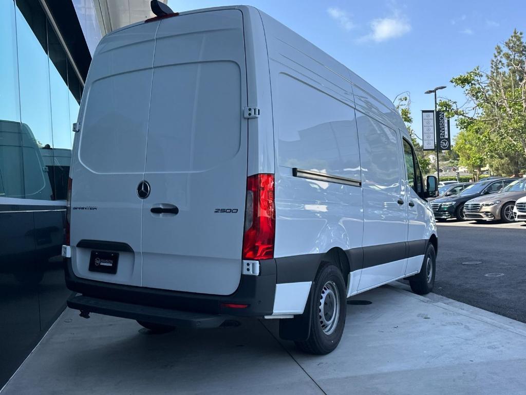 new 2025 Mercedes-Benz Sprinter 2500 car, priced at $66,134