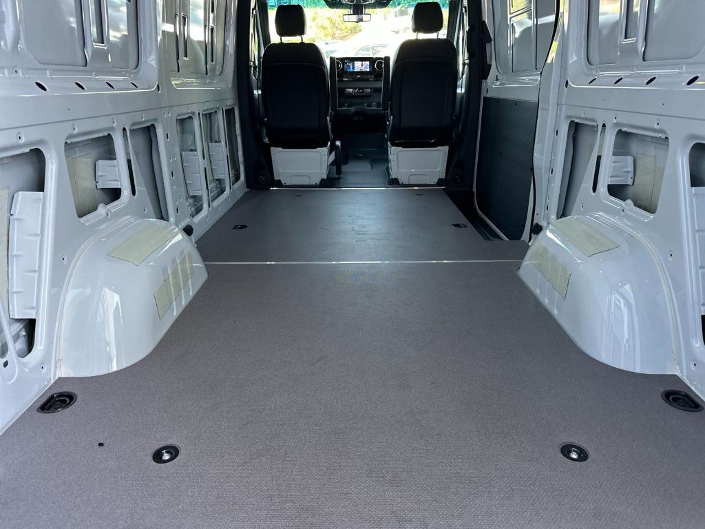 new 2025 Mercedes-Benz Sprinter 2500 car, priced at $66,134