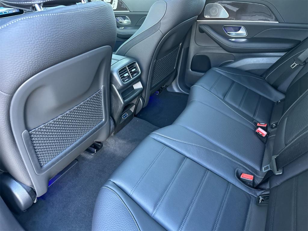 new 2026 Mercedes-Benz GLE 450 car, priced at $92,160