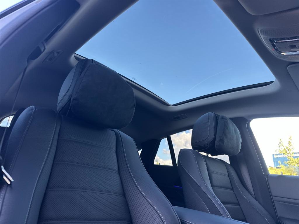 new 2026 Mercedes-Benz GLE 450 car, priced at $92,160