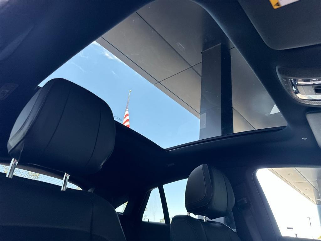 new 2025 Mercedes-Benz AMG GLE 53 car, priced at $110,705