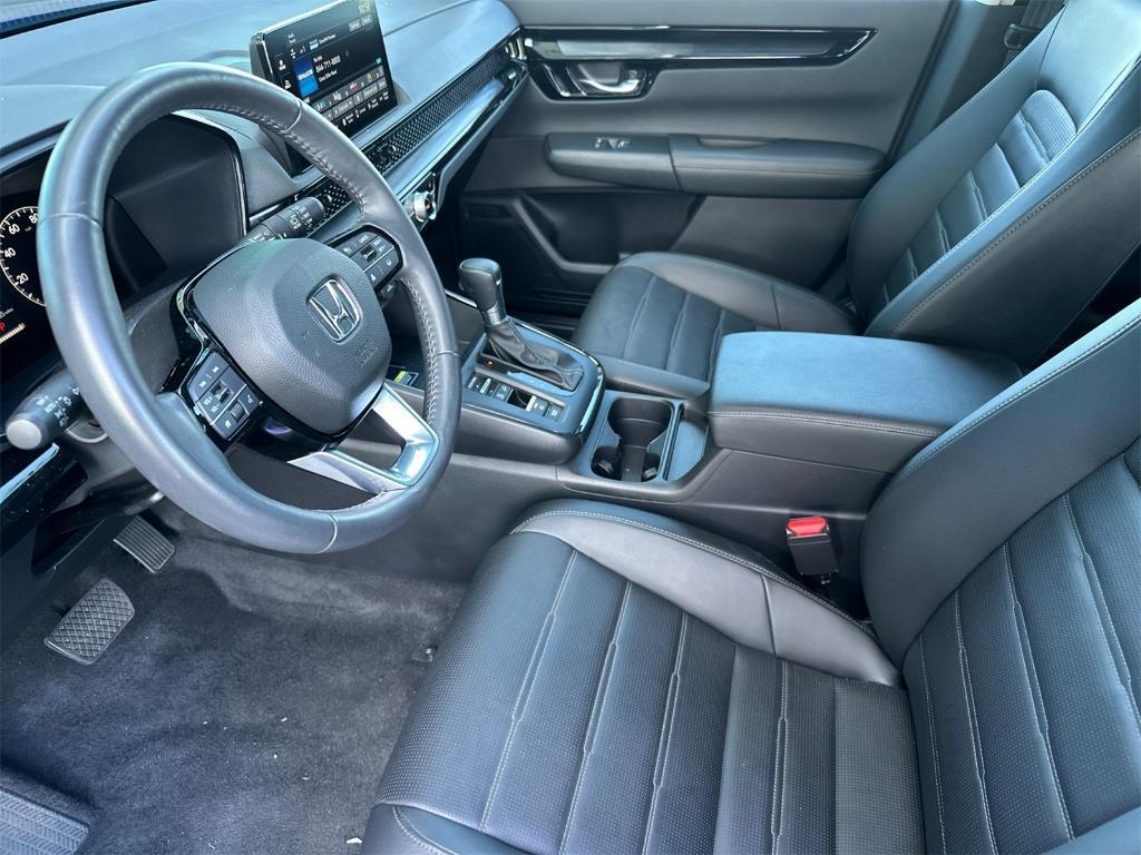 used 2025 Honda CR-V car, priced at $29,497