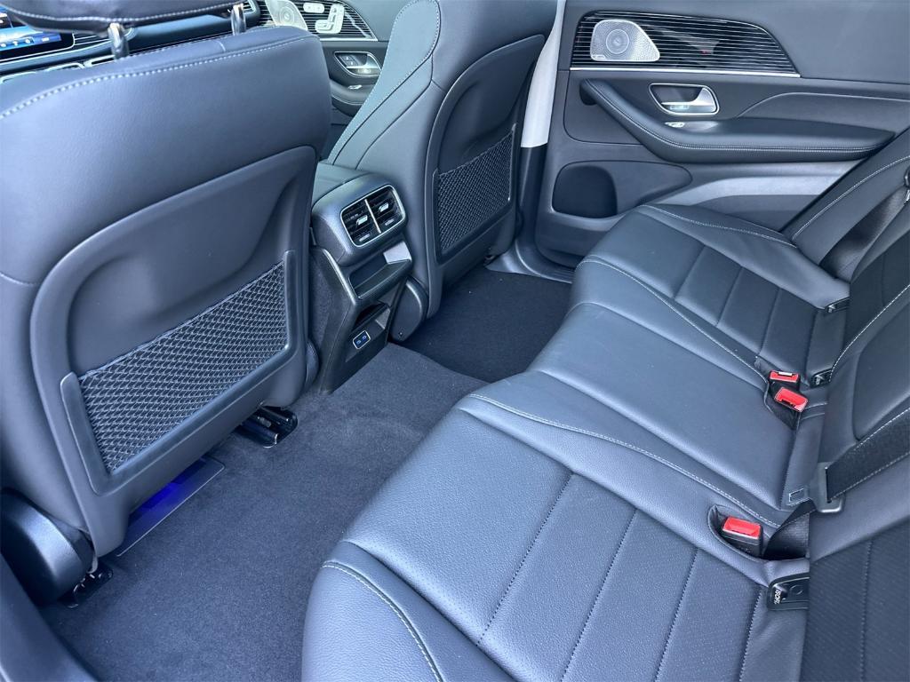 new 2026 Mercedes-Benz GLE 450 car, priced at $82,090