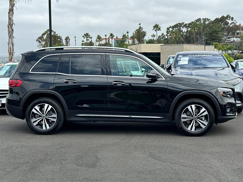 new 2025 Mercedes-Benz GLB 250 car, priced at $65,355