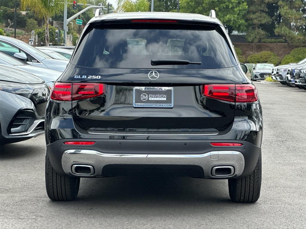 new 2025 Mercedes-Benz GLB 250 car, priced at $65,355