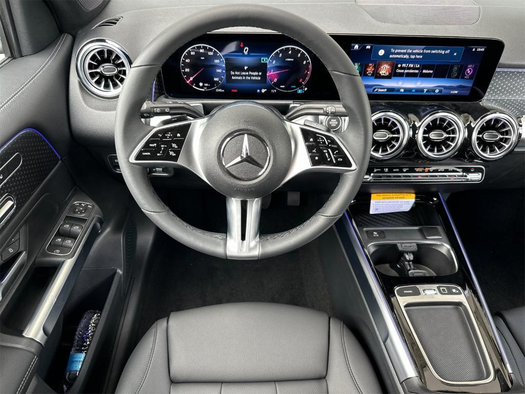 new 2025 Mercedes-Benz GLB 250 car, priced at $65,355