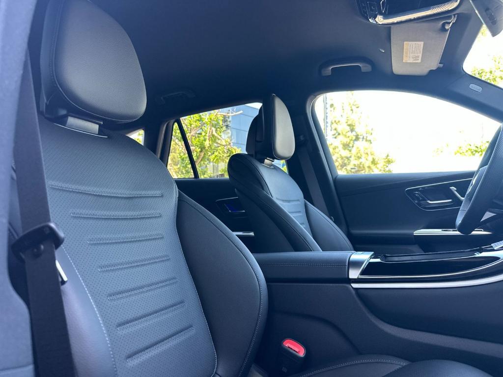 new 2026 Mercedes-Benz GLC 300 car, priced at $58,965