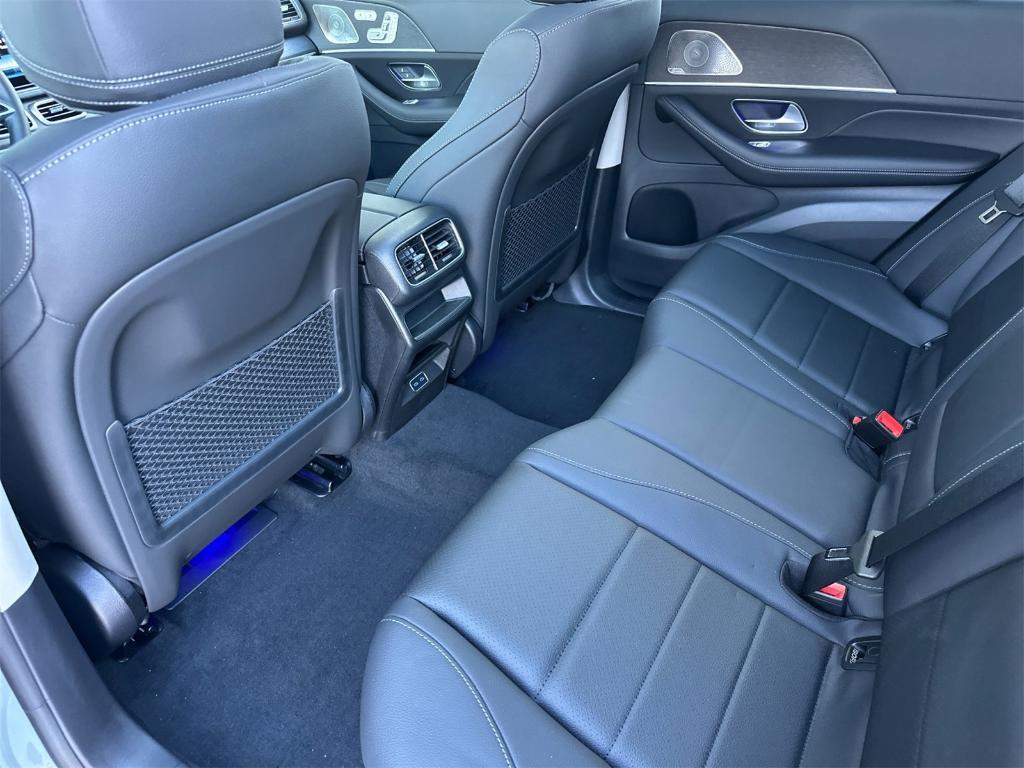 new 2026 Mercedes-Benz GLE 450 car, priced at $78,565