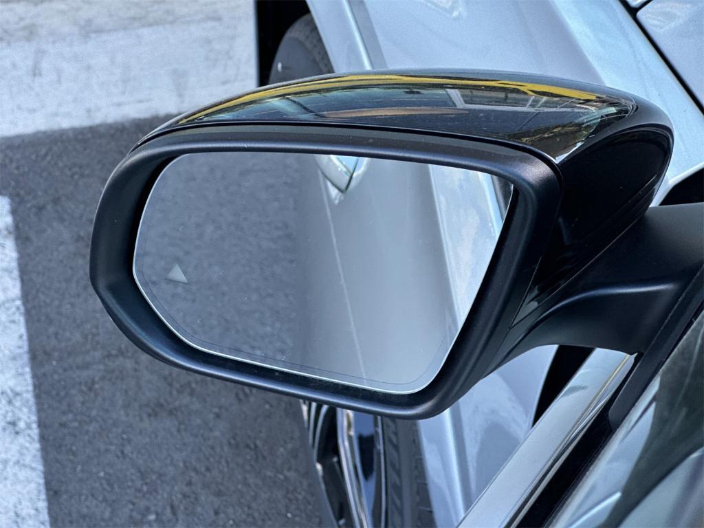 new 2026 Mercedes-Benz GLE 450 car, priced at $78,565