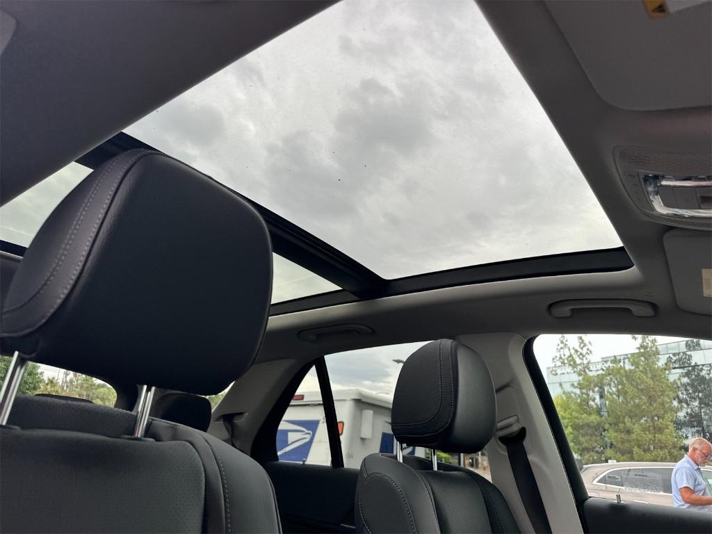 new 2026 Mercedes-Benz GLE 450 car, priced at $86,290