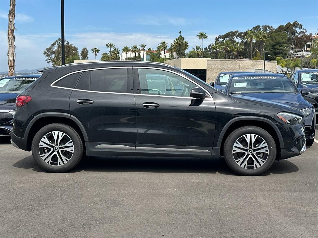 new 2025 Mercedes-Benz GLA 250 car, priced at $45,845