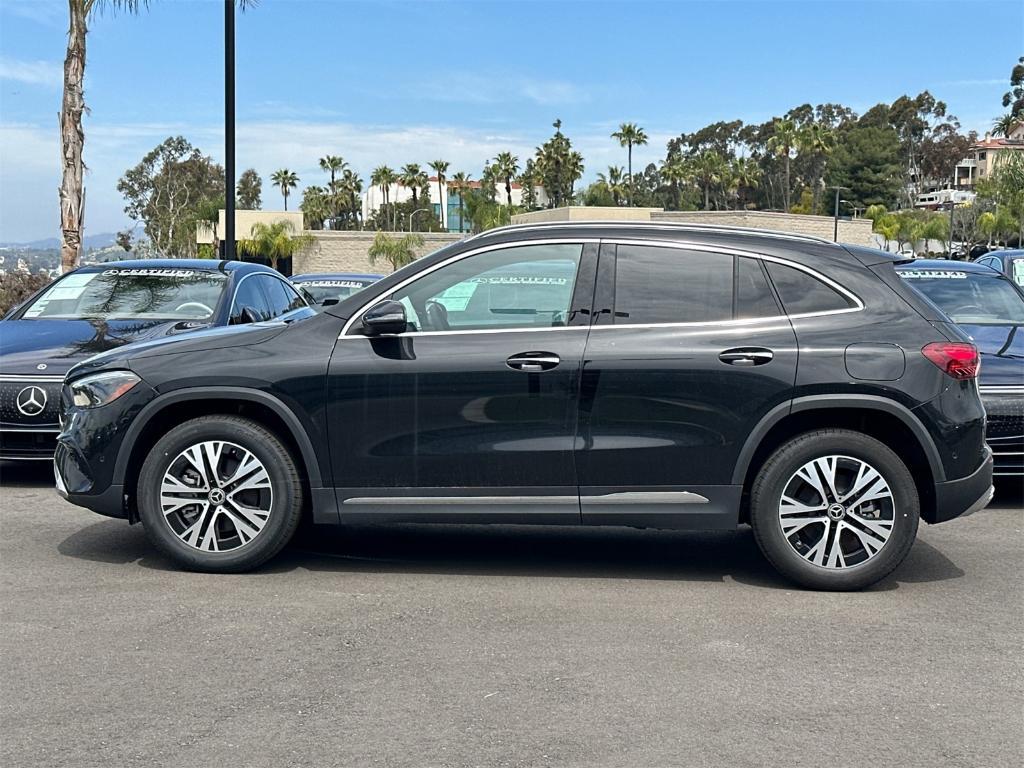 new 2025 Mercedes-Benz GLA 250 car, priced at $45,845