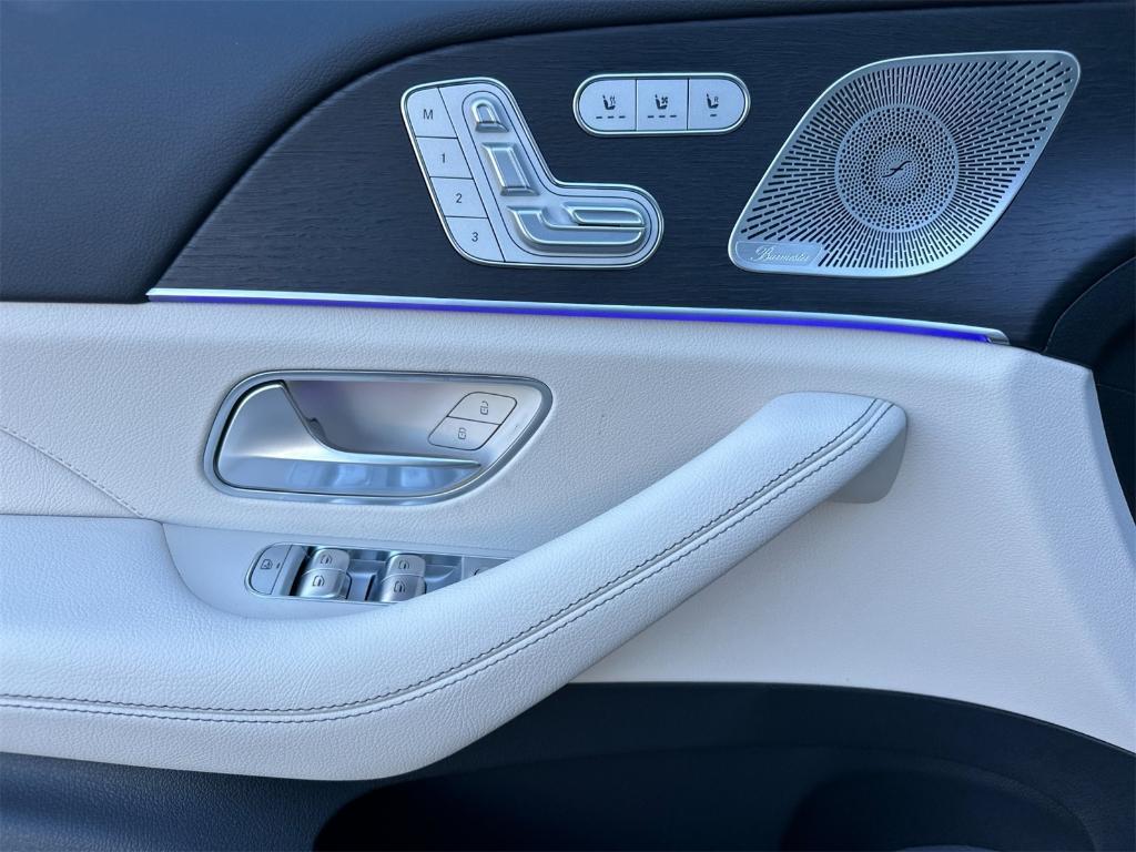new 2026 Mercedes-Benz GLE 350 car, priced at $77,805
