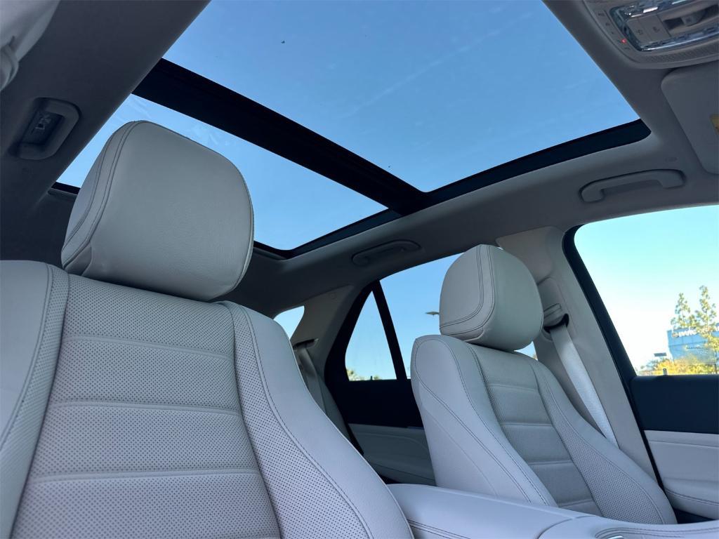 new 2026 Mercedes-Benz GLE 350 car, priced at $77,805