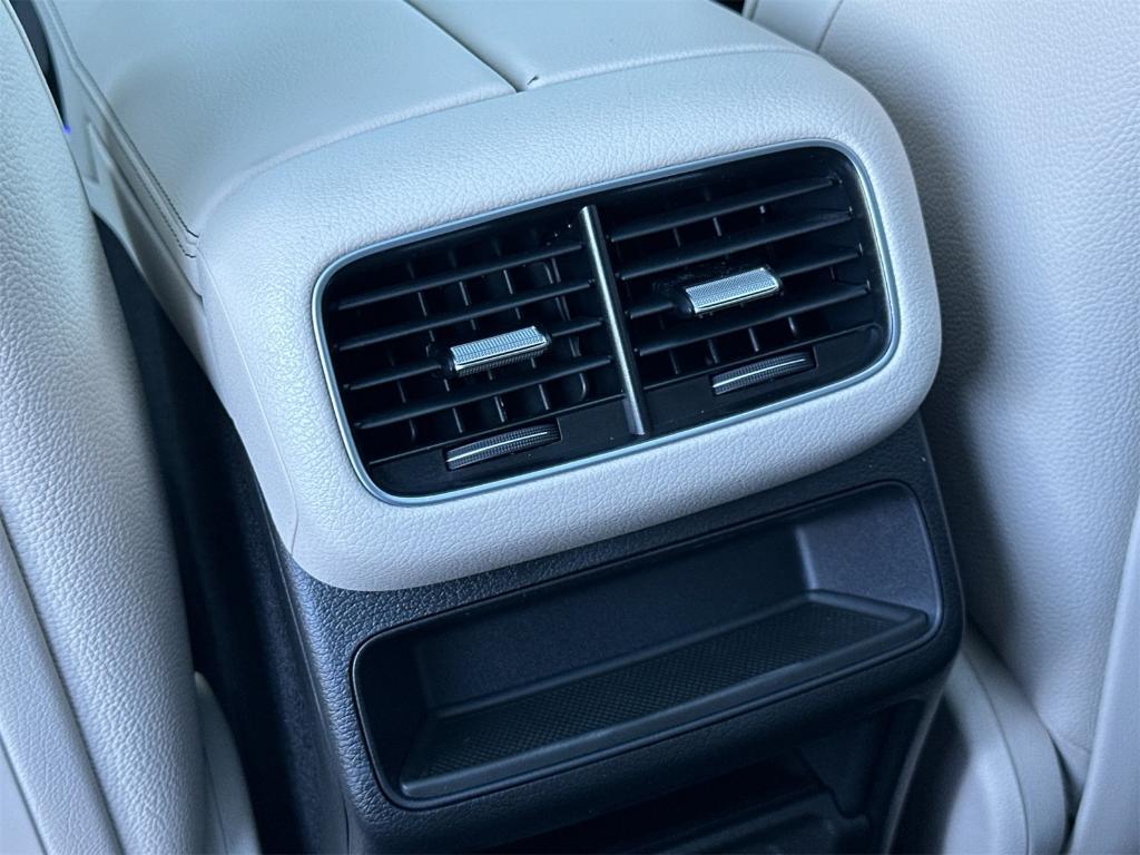 new 2026 Mercedes-Benz GLE 350 car, priced at $77,805