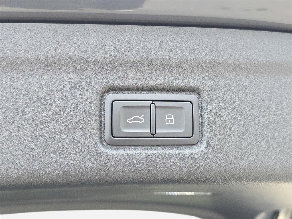 used 2025 Audi Q6 e-tron car, priced at $47,400