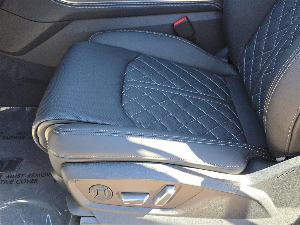 new 2026 Audi SQ7 car, priced at $102,600