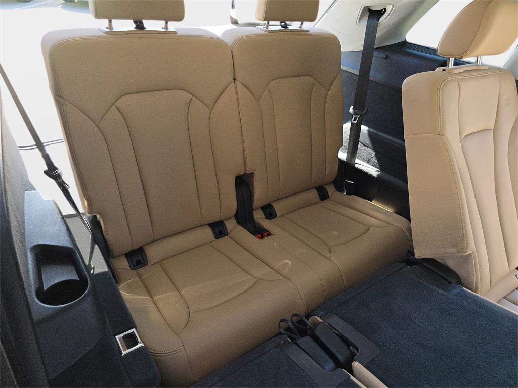 used 2020 Audi Q7 car, priced at $29,999