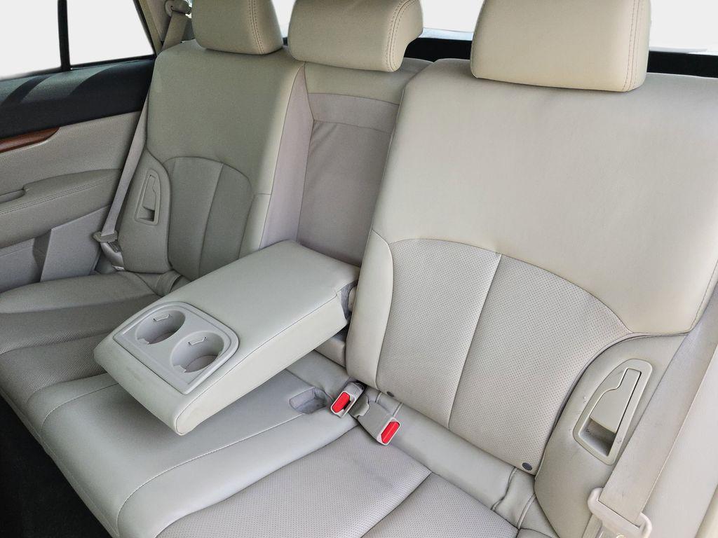 used 2013 Subaru Outback car