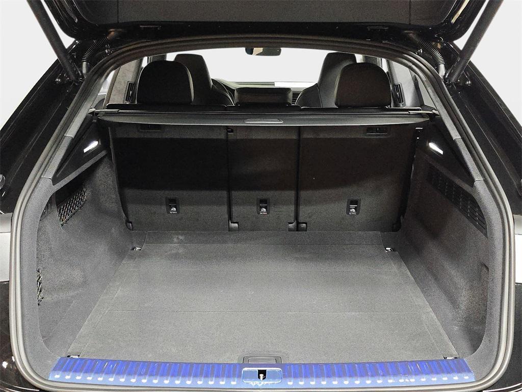 new 2026 Audi RS Q8 car, priced at $157,775