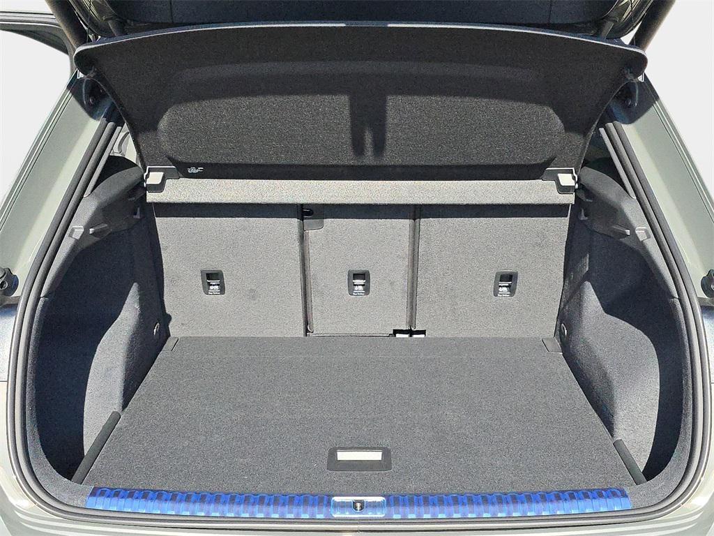 new 2025 Audi Q3 car, priced at $45,975