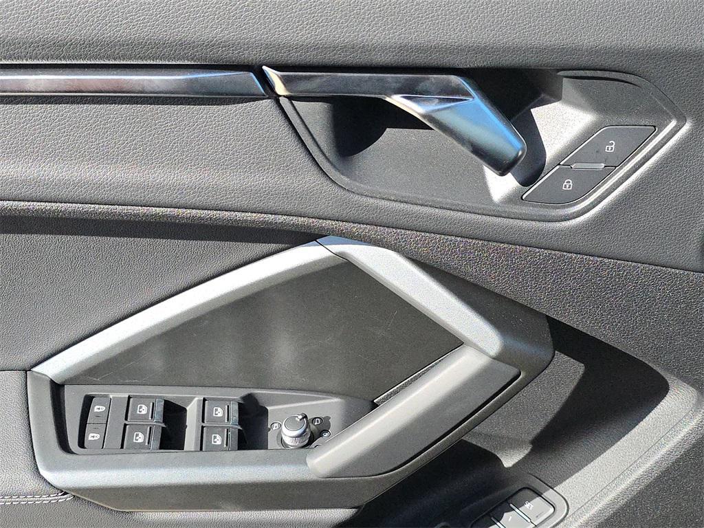 new 2025 Audi Q3 car, priced at $45,975